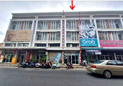 Shophouses for sale Nakhon Ratchasima Post Office  : อาคารพาณิชย์ 72 square meter Nakhon Ratchasima Muang Nakhon Ratchasima Nai Muang for 3833000 THB