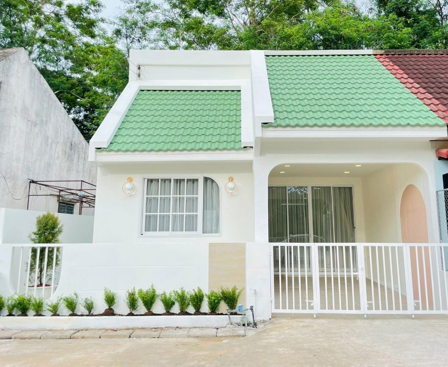 picture Lovely 2 bedrooms house for sale in Ruamchok area, fully furnished with electrical appliances, ready to move in, near Ruamchok Mall .- SW002847 - 2/14