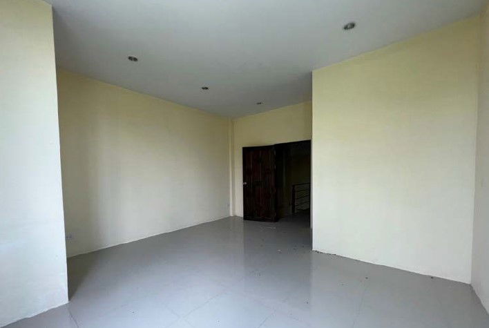 picture ทาวน์เฮ้าส์ 80 square meter Krabi Muang Krabi Pak Nam for 1701000 THB - 6/12