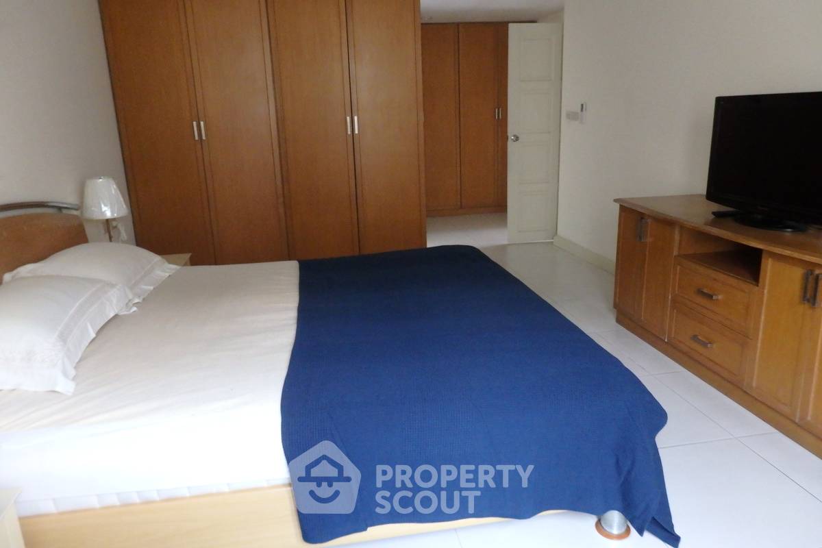 picture 3-BR Condo at Royal Castle Sukhumvit near BTS Phrom Phong (ID 886662) - 7/16
