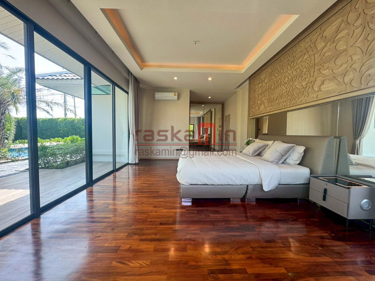 picture 🏡 Luxury Pool Villa for Sale – European Home Place - 38/50