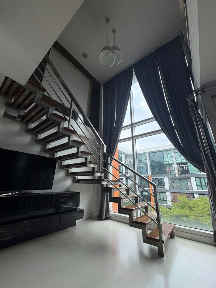 picture Urgent Rent!! Great Price! Beautifully Decorated Unit at D65 Condominium - 3/13