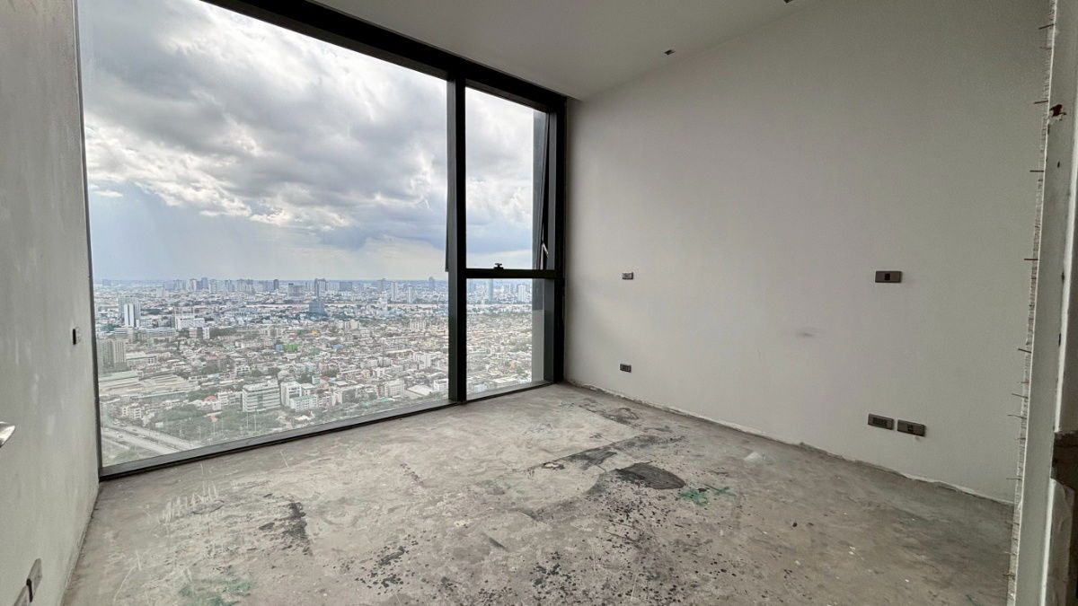 picture For sale: 5 bedrooms, 307 sq m., spacious unit at Canapaya Residences - 24/44