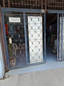 Urgent sale, inquire about price, call 098-946-7984, Miss. Yuwadi Junhom