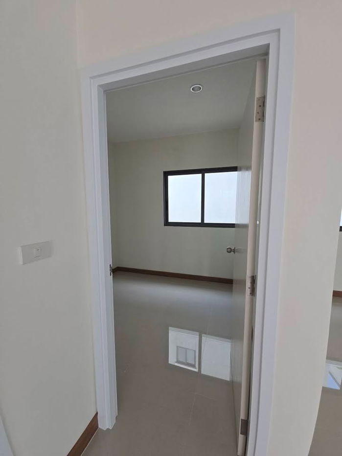 picture UK07-016 🏡Last new house! Closing the project The Hyde Ville Phanthong-Amata 🎉 - 1/10