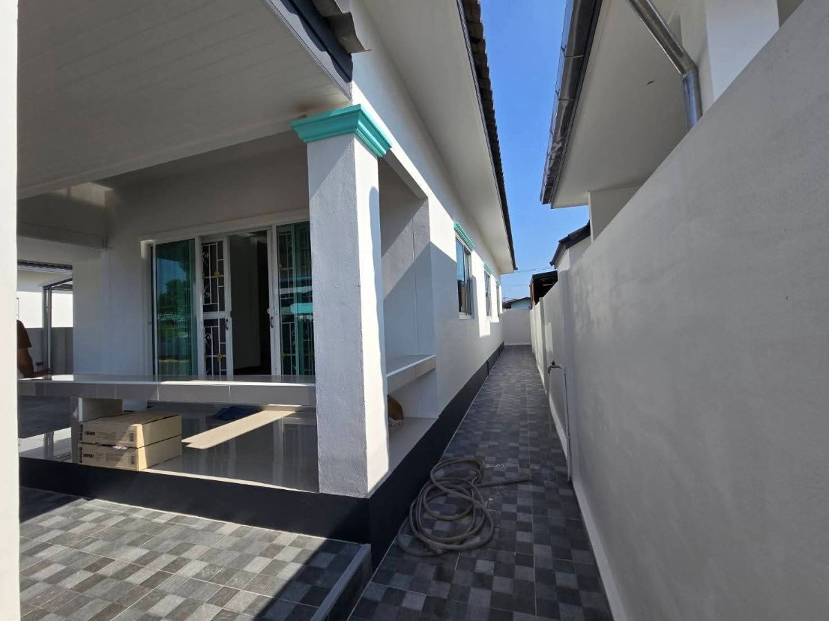 รูป บ้านเดี่ยวทำเลดีสัตหีบ ราคาถูก ตรงข้ามสนามกีฬาราชนาวี  - รูปที่ 3/13
