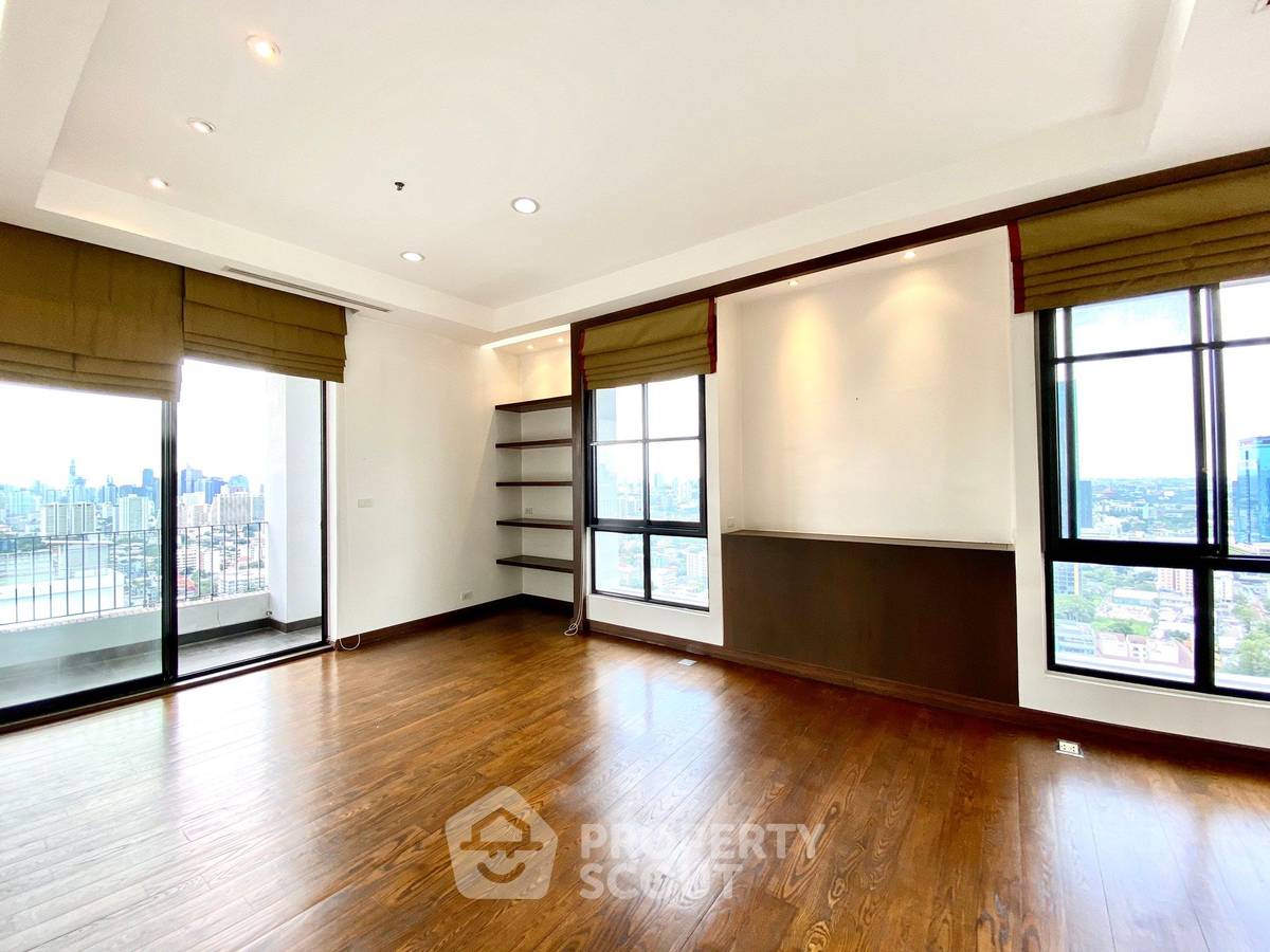 picture 3-BR Condo at Icon 3 Condominium close to Thong Lo (ID 1019405) - 12/13