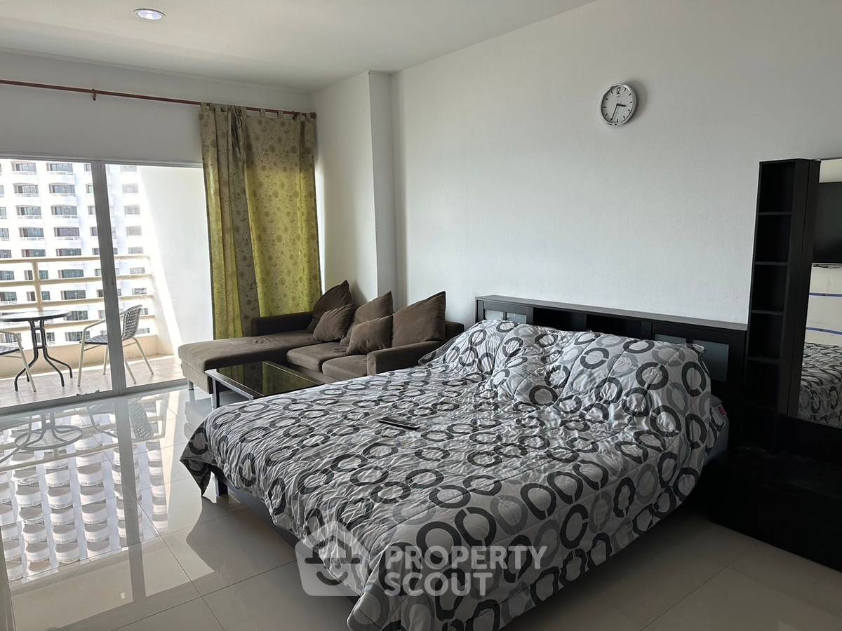 picture Studio Condo at View Talay 8 Condominium Jomtien close to Jomtien Beach (ID 2188563) - 2/16