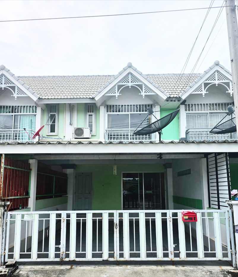 picture UK06-042 📍📍#House for rent, Linda Park Village, Sukprayoon Road 🏠8000/month 🏠Pay and move in for only 16000.- - 1/6
