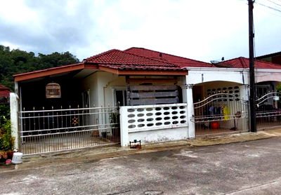 Twin houses for sale Phangnga : บ้านแฝด 200 square meter Phangnga Muang Phangnga Tham Nam Phut for 1572000 THB