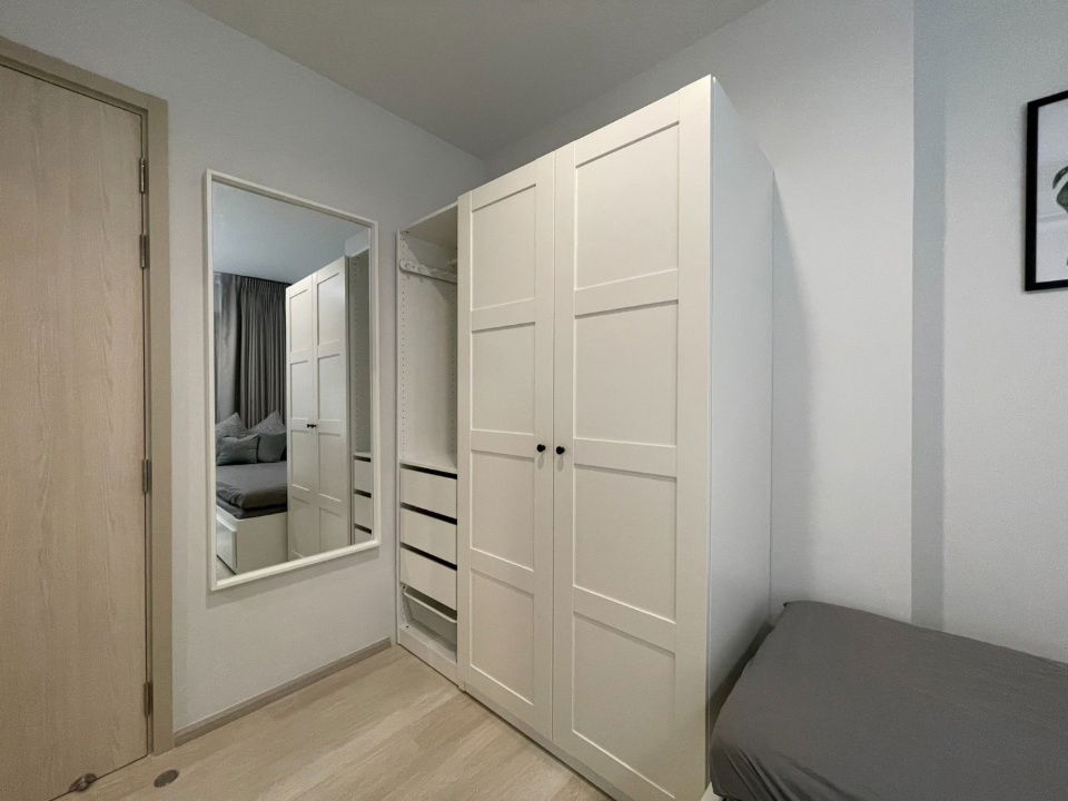 picture Condo for sale, Life One Wireless, high floor, 2 bedrooms, fully furnished and ready to move in. Great location near shopping mall  SW002851 - 16/17