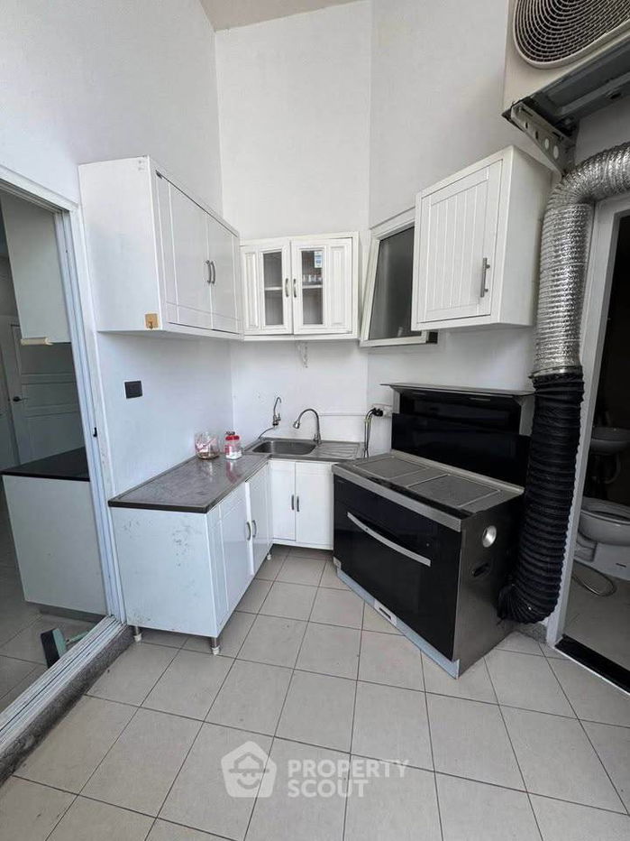 picture 4-BR Condo at Supalai Wellington near MRT Thailand Cultural Centre (ID 2151153) - 10/16