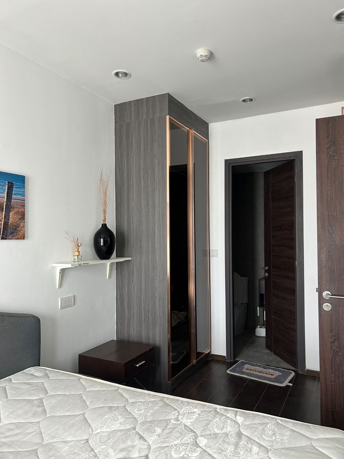 picture For rent C Ekkamai, 2 beds, large unit, fully furnished, high floor. Ready to move in - 8/22