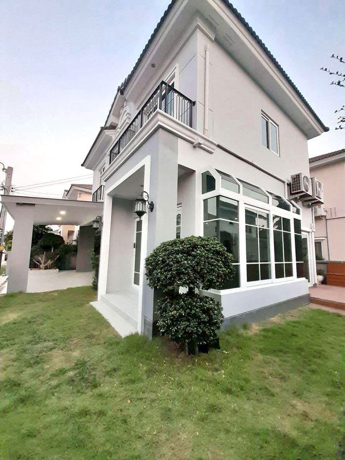 picture For Rent: 2-Storey Luxury Detached Corner House Private & Exclusive Near FashionIsland ✨Fully furnished in Luxury Style with full built-in furniture✨ - 3/29