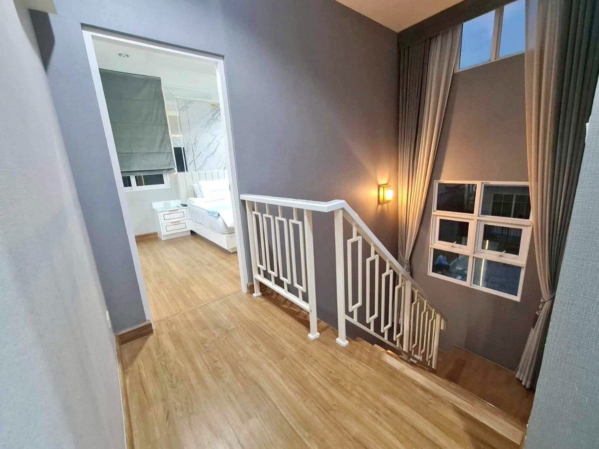 picture For Rent: 2-Storey Luxury Detached Corner House Private & Exclusive Near FashionIsland ✨Fully furnished in Luxury Style with full built-in furniture✨ - 12/29