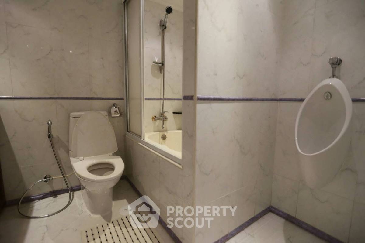 picture 2-BR Condo at Jomtien Complex Condotel close to Jomtien Beach (ID 2253714) - 5/14