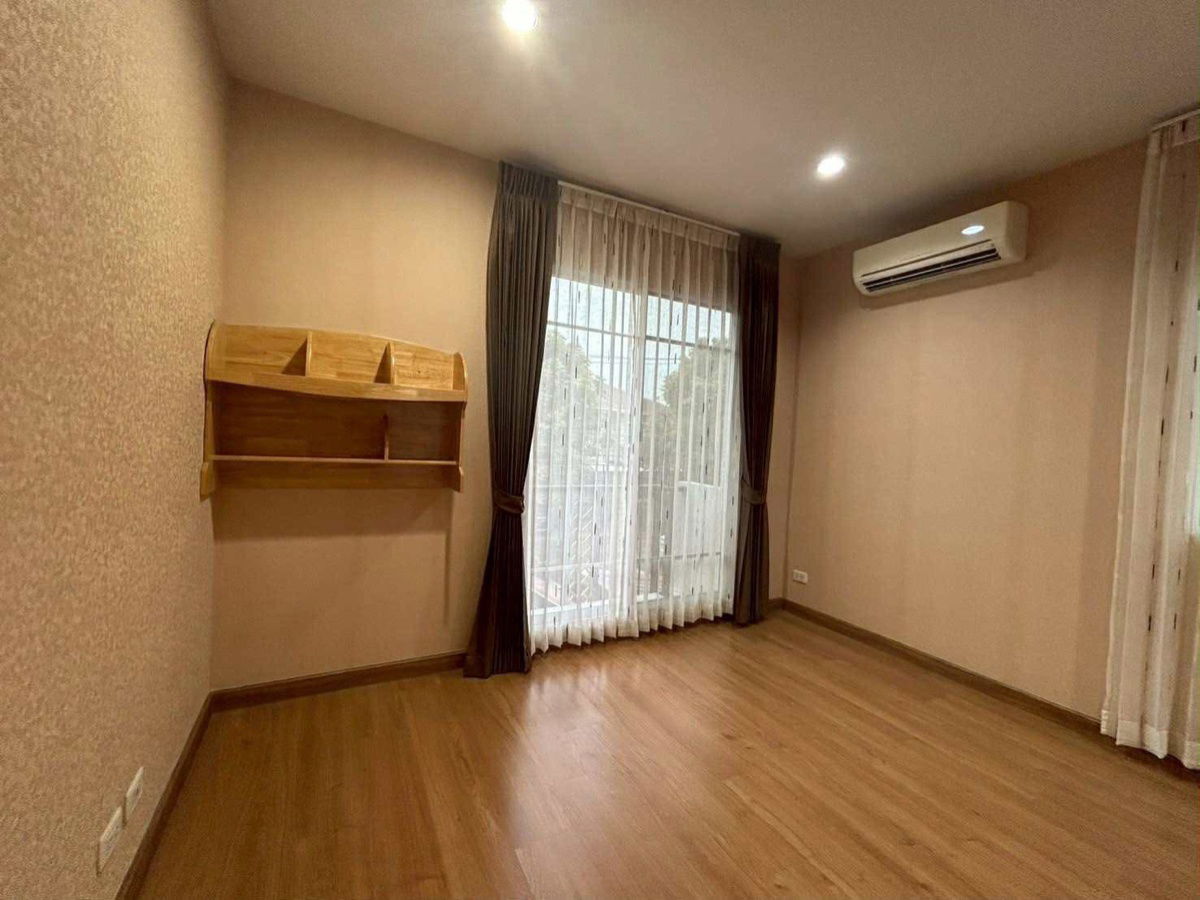 รูป ให้เช่า ขาย บ้านเดี่ยว 2 ชั้น หมู่บ้าน ภัสสร เพรสทีจ พัฒนาการ 38 ติดโซล่าเซลล์ ที่ดิน 66.7 วา - รูปที่ 21/32