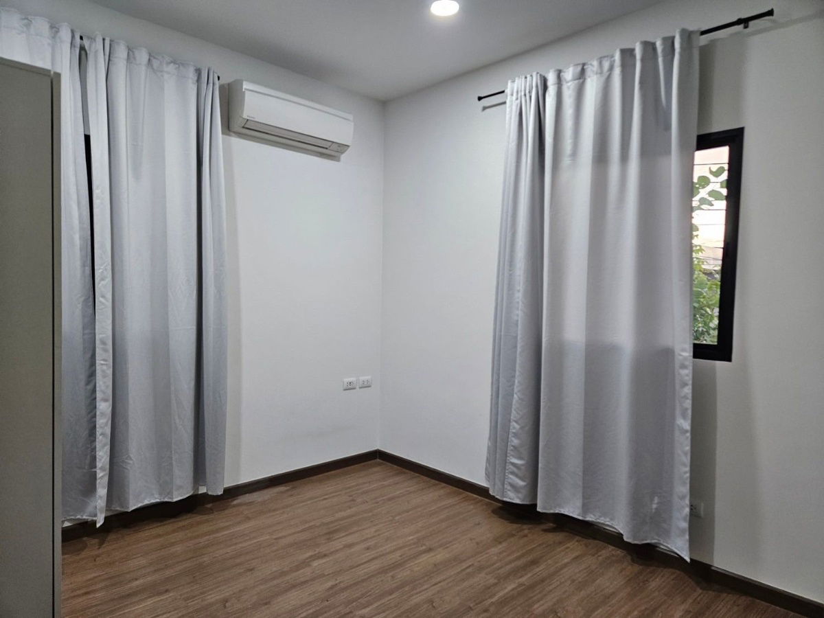 picture UK06-060 🏡 Corner house for rent – Manirin Park, Khao Lam 💵 Rental price: 25,000 baht / month - 4/10