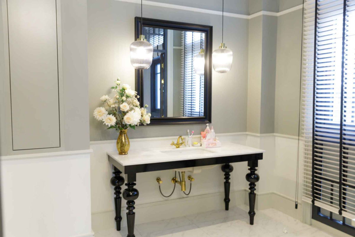 picture Luxury 3-Storey Riverside Home at Suan Eak Lek Park, Lam Luk Ka – Near Thupatemi Golf Course - 15/23