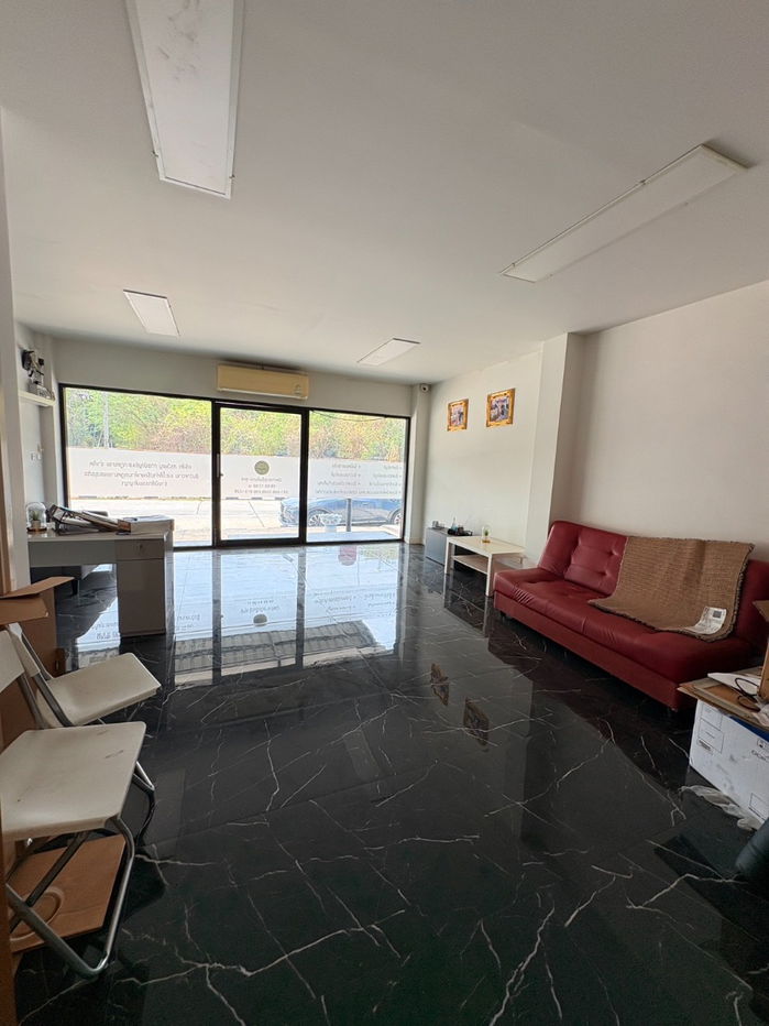 picture UK07-014 🏡 For sale: 3-story commercial building, prime location in the heart of the city, suitable for investment‼️ - 28/30