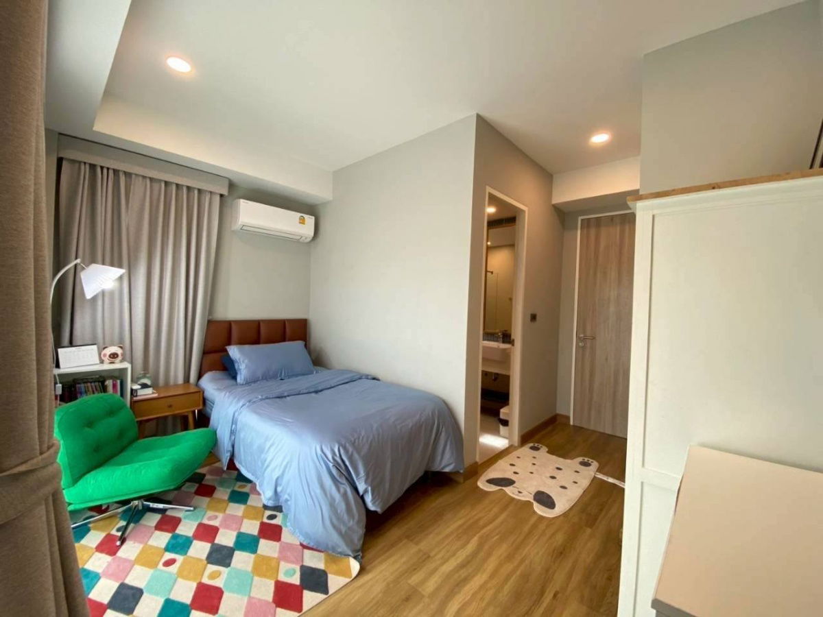 picture Pool villa for sale in Graceland Village, built-in furniture, located on the main road of the village, opposite Grace International School.- SW002848 - 11/20
