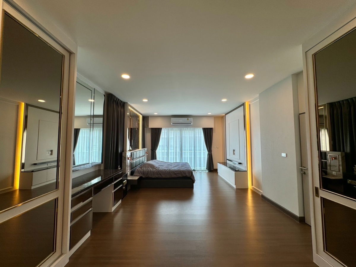 picture For Rent The City Bangna - A Luxurious Corner House on the Main Road. - 14/24