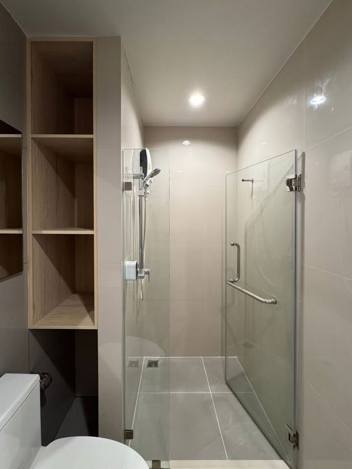 picture For rent !!  NUE Noble Ngamwongwan  | 12K. per month |  26 sq.m.  1Bed 1Bath  7th Floor - 9/9