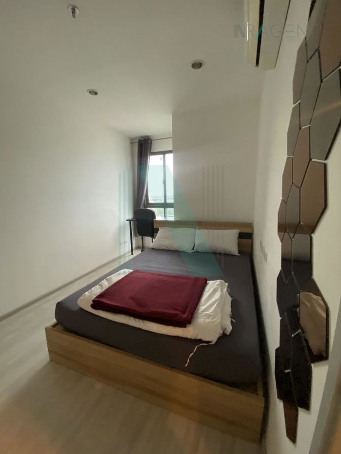 picture For Rent Condo IDEO MOBI SUKHUMVIT EASTGATE Building , Floor 18,1 bed room, Room size 31.00 sqm - 3/8