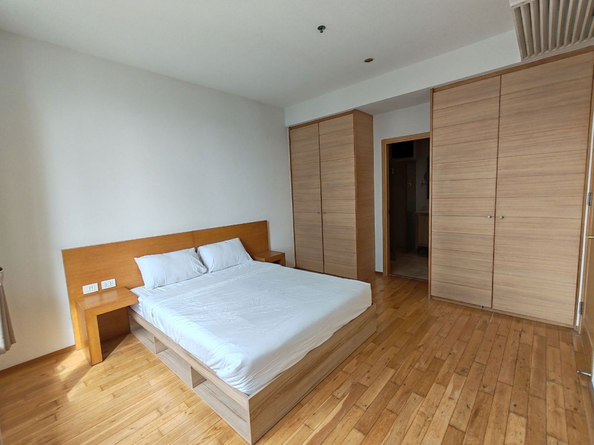 รูป ให้เช่าคอนโด The Empire Place Sathorn Condo for rent 62 Sqm ใกล้ BTS ช่องนนทรี - รูปที่ 2/10