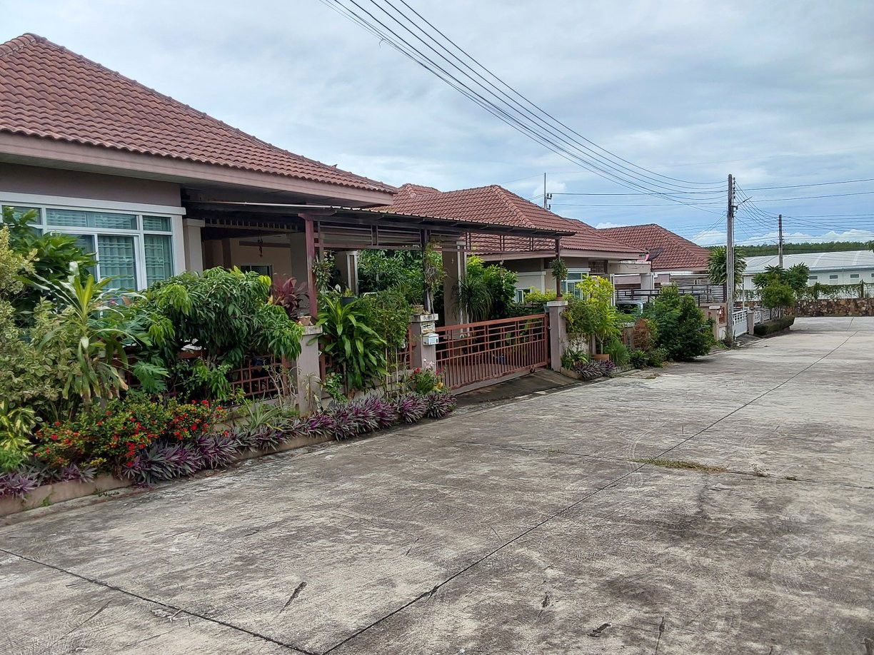 picture บ้านเดี่ยว 256 square meter Rayong Nikhom Pattana Makhamku for 1719000 THB - 2/5