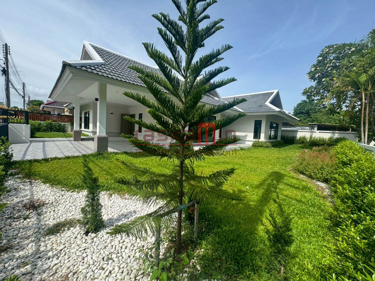 picture House for Sale with Spacious Living Area - 6/49