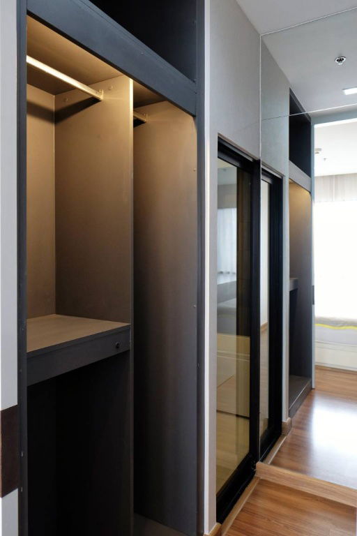 picture MRT Thailand Cultural Center 200 m. Price  28,000 Baht Condo Ivy Ampio ( Rental ) - 8/14