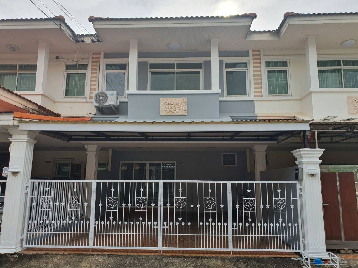 รูป ขายทาวน์เฮาส์ 2 ชั้น รีโนเวทใหม่ 3นอน 2น้ำ รามอินทรา31 ใกล้รถไฟฟ้าสายสีชมพู กม.3-4 เพียง 3.2 ล้าน - รูปที่ 2/7