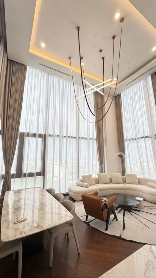 picture  For rent ✨ Landmark @MRTA Station 🔥 Line ID @034etfin 📲 3 bedroom 4 bathroom ✨ MRT Rama 9 350 metres 💙 - 1/12