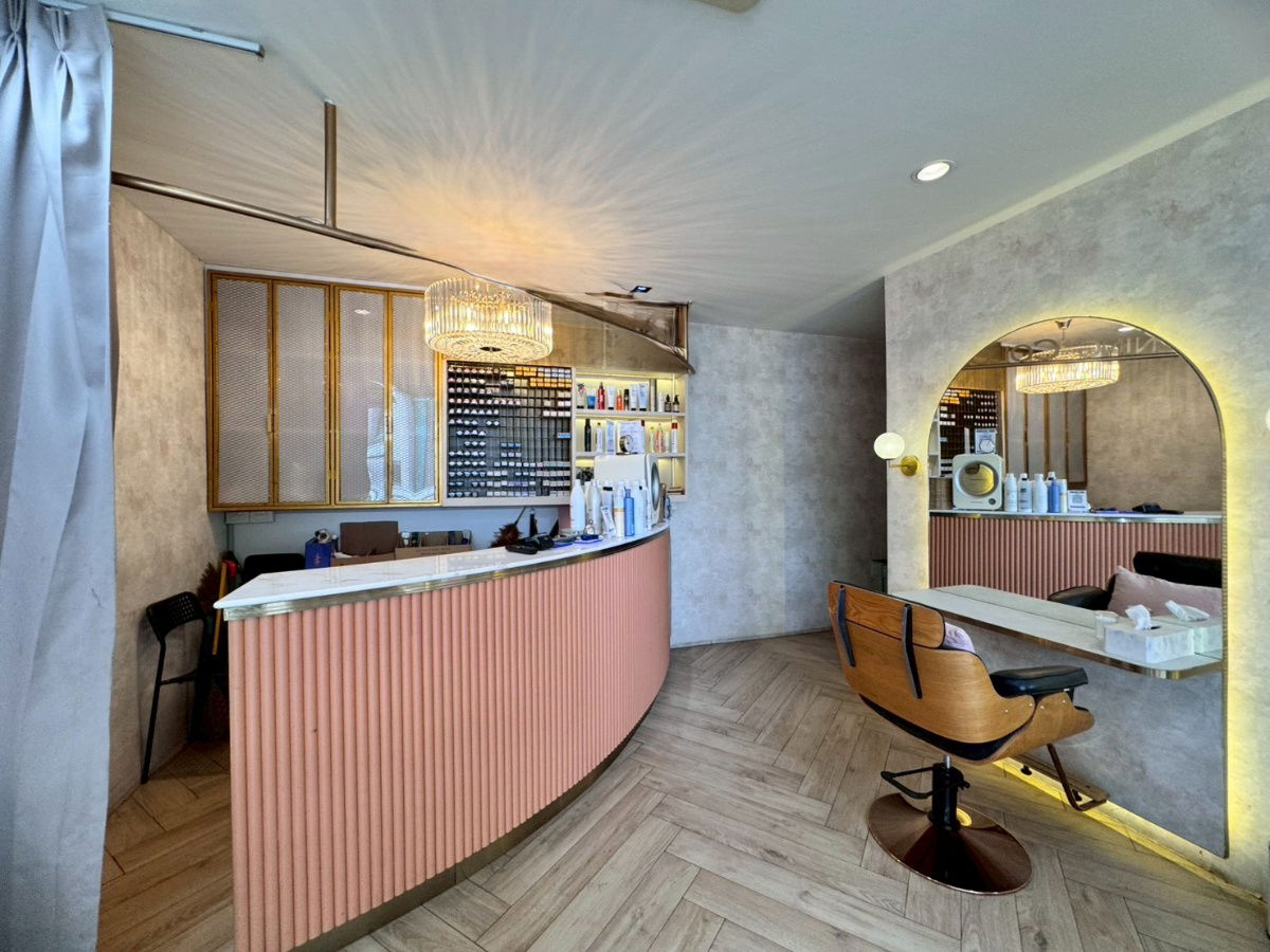 picture Showroom space for rent, Soi Sukhumvit 55 (Thonglor 13), good location near business areas (N.1805) - 1/9