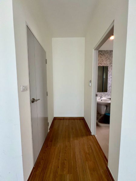 รูป 💎 "บ้านหลังริม + พื้นที่สนามข้างบ้านกว้างพิเศษ เหมือนได้ที่ดินเพิ่มฟรี!" 🏠 โครงการ Grande Pleno ราชพฤกษ์ 💥 ต่อเติมครบ ✨พร้อมอยู่ ​ - รูปที่ 12/20