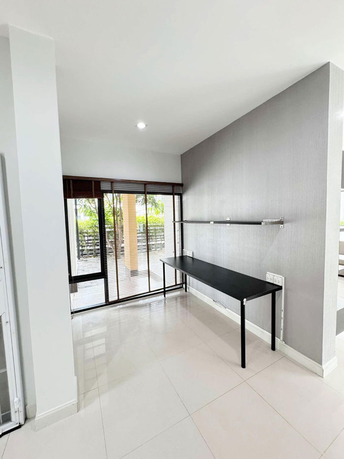 picture Two-story detached house for rent in Thanapirom Village, Navanakorn Khlong Nueng, Khlong Luang District, Pathum Thani - 7/56