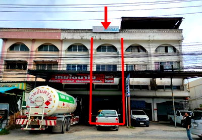 อาคารพาณิชย์ หาดใหญ่ สงขลา : ตึกแถว เนื้อที่ทั้งหมด 102.8 ตารางเมตร เลขที่ 66/231  ตำบลคลองแห อำเภอหาดใหญ่ สงขลา ราคา 2,903,000 บาท