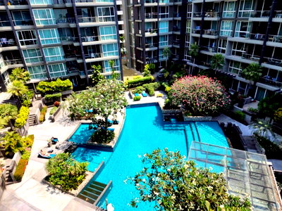 ขายคอนโด : ขายคอนโดหรู ใจกลางเมือง แบบเพนท์เฮ้าส์  Apus Condo พัทยา
