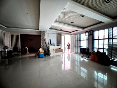 Retail spaces for rent Sukhumvit Road : Office space for rent Sukhumvit 55 near Starbucks Thonglor (N.1725)