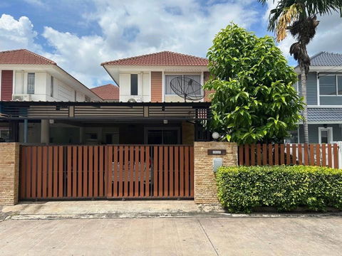 UK07-018 🏡House for sale, 3 bedrooms, 2 bathrooms - Family City Project, Na Pa, Chonburi