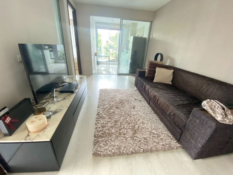 picture For Rent Condo RHYTHM SATHORN - NARATHIWAS Building 1, Floor 7,2 bed room, Room size 46 sqm - 1/10