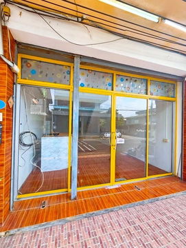 BTS KhuKhot 1km. BTS Kapo 1.5km. Commercial building for rent 3-storey Phahonyothin 56-58-60 with ro