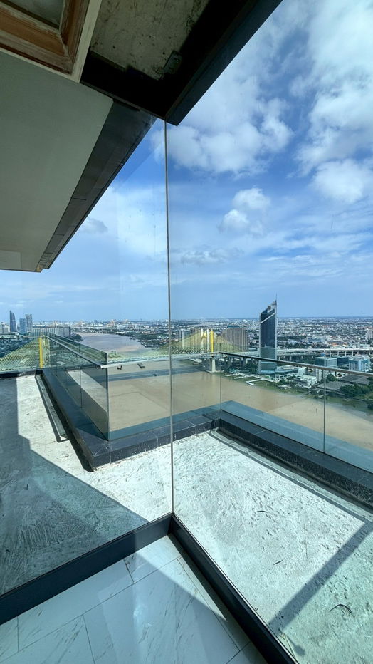 picture For sale: 5 bedrooms, 307 sq m., spacious unit at Canapaya Residences - 39/44