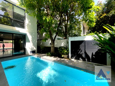 Houses for rent Watthana : 🔼🔽 AccomA 📩 Minimal-style modern house with private pool in Sukhumvit (AA14650)