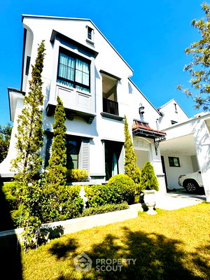 Houses for sale Saphan Sung : 4-BR House at Nantawan Rama 9 - New Krungthep Kreetha in Saphan Sung (ID 1413449)