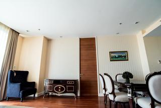 picture 2 Bedrooms Condominium @ The Cove - 6/31