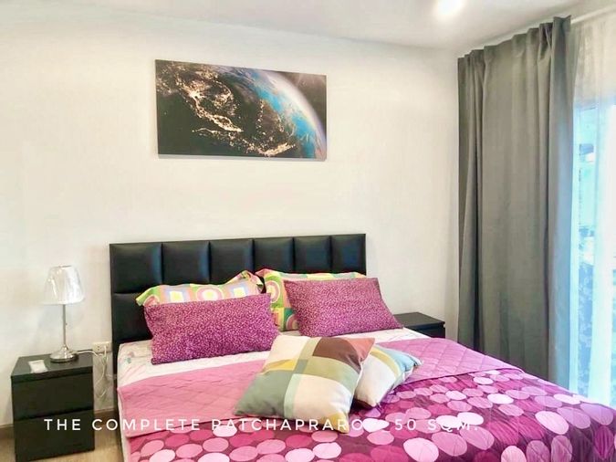 Available now, big room size at The Complete Ratchaprarop near BTS Victory Monument, Siam Paragon 