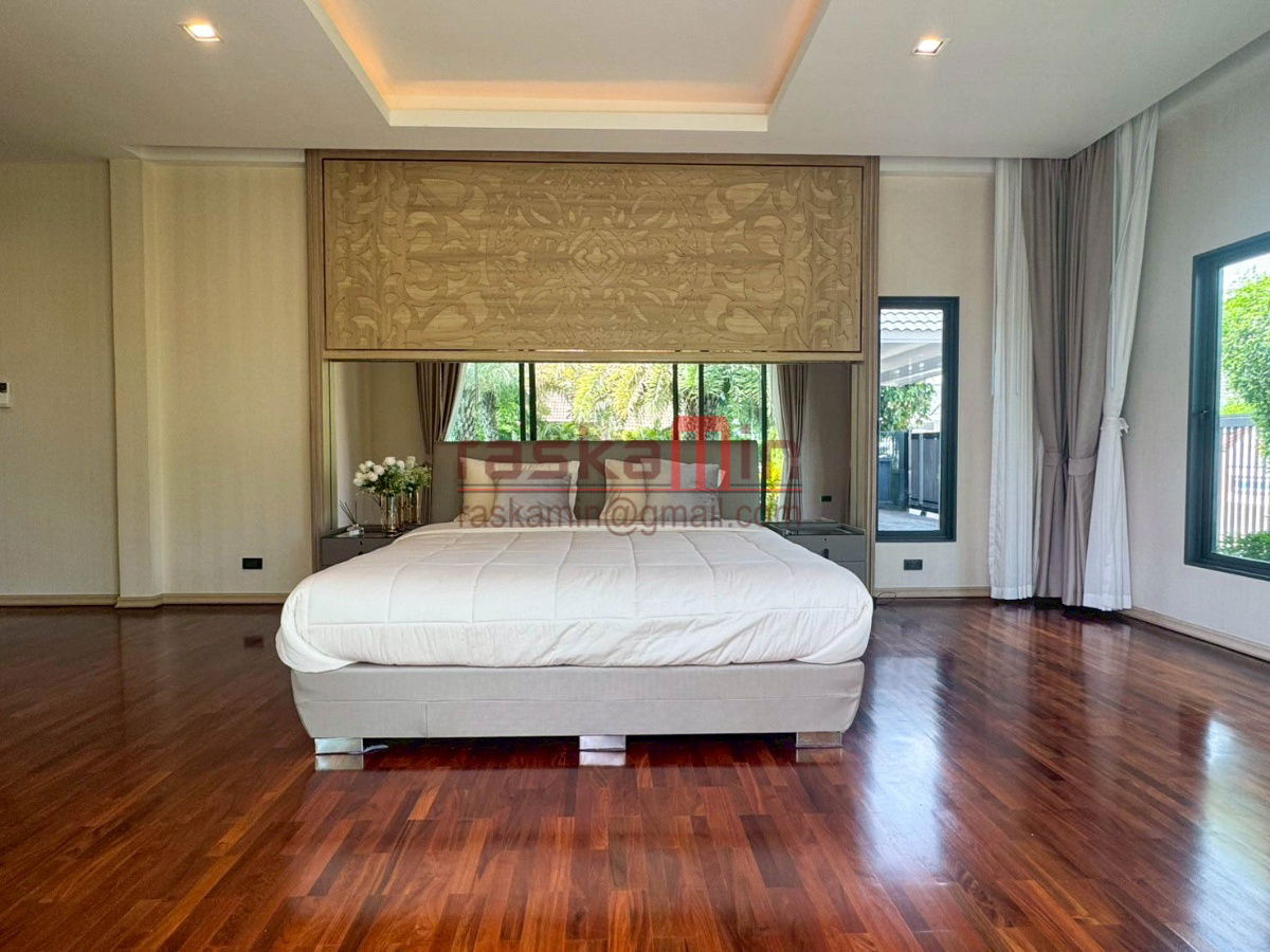picture 🏡 Luxury Pool Villa for Sale – European Home Place - 40/50