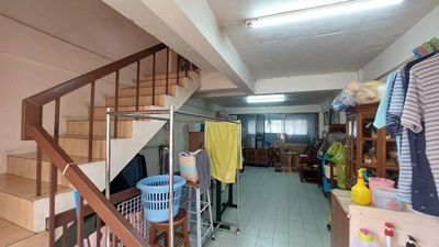 picture Commercial building for sale, 4.5 floors, suitable for business, Soi Ekkamai 30 (N.563) - 2/8